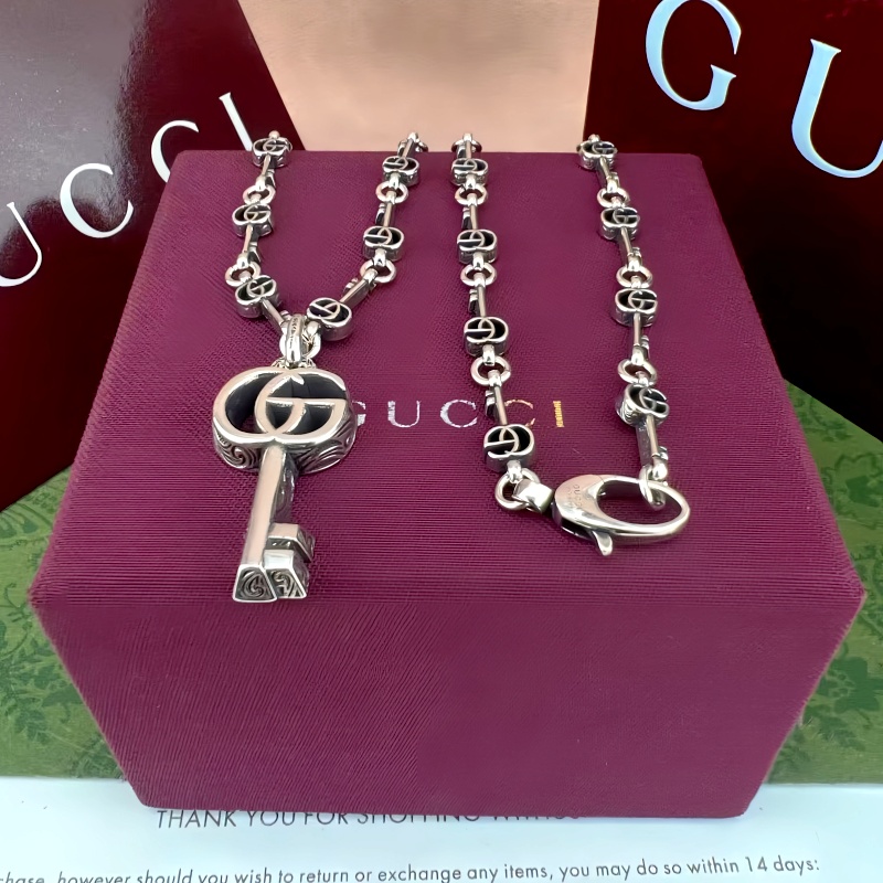 Gucci Necklace 07yxs67